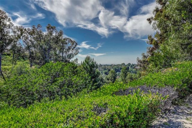 26586 Via Noveno, Mission Viejo, CA 92691