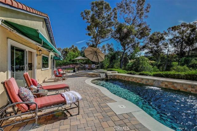 26586 Via Noveno, Mission Viejo, CA 92691