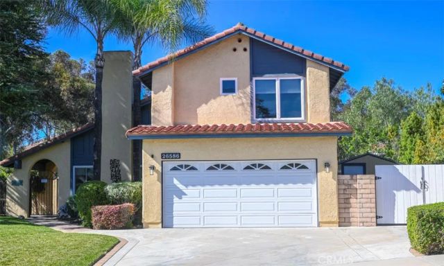 26586 Via Noveno, Mission Viejo, CA 92691