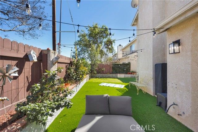 11522 Honeyglen Road 26, Pacoima (los Angeles), CA 91331