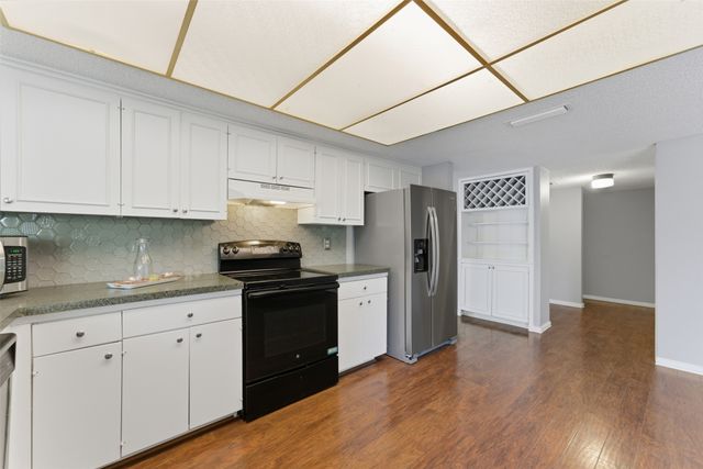 1805 Haymeadow, Carrollton, TX 75007