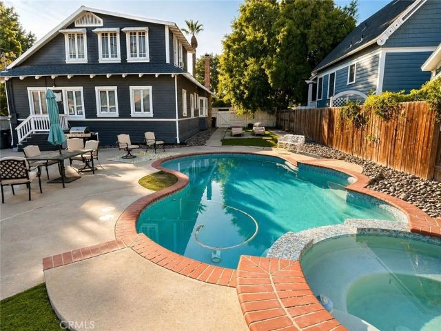 1014 S Ramona Avenue, Corona, CA 92879