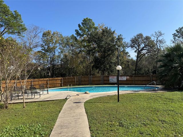 652 N Eldridge Parkway, Houston, TX 77079
