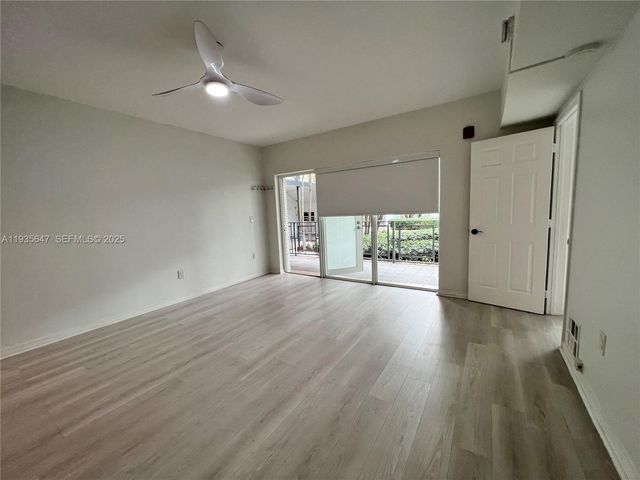 946 Bay Dr 4, Miami Beach, FL 33141