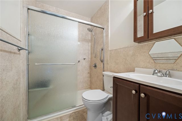 11405 Karen Dr, Ashland, VA 23005