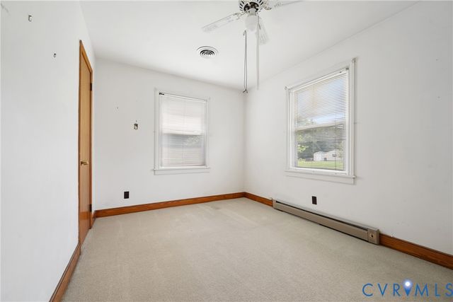 11405 Karen Dr, Ashland, VA 23005