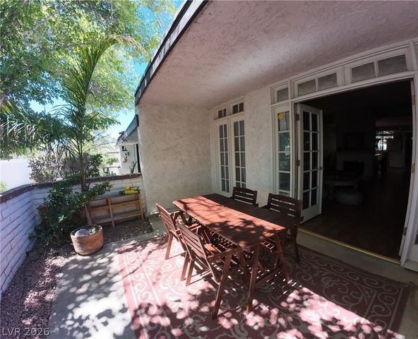 3153 Espanol Drive, Las Vegas, NV 89121