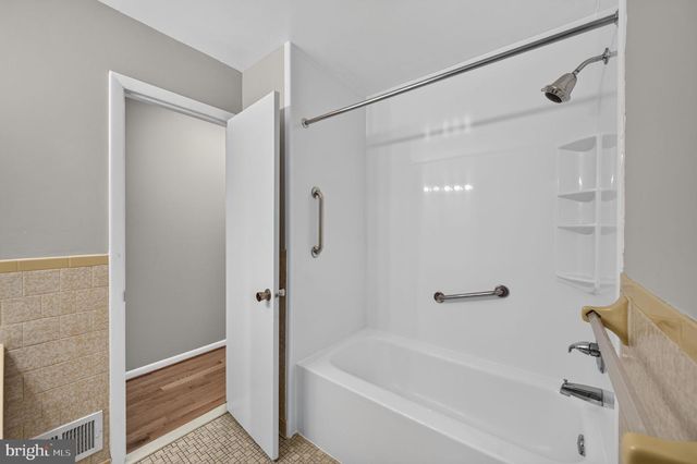6584 BRENTWOOD RD, Linthicum Heights, MD 21090
