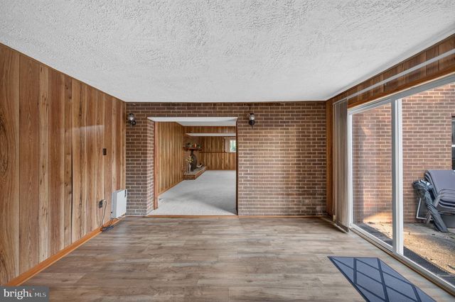 6584 BRENTWOOD RD, Linthicum Heights, MD 21090