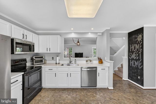 9320 GARST DR, Manassas, VA 20110