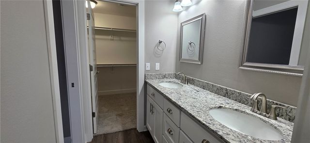 902 Sugar Loaf Street, Prairie Grove, AR 72753