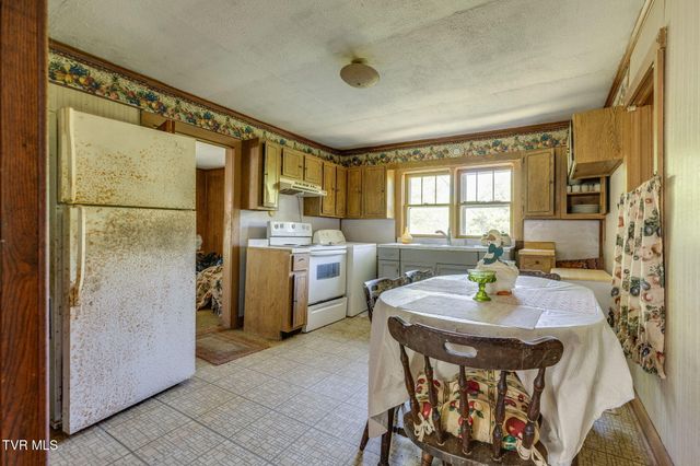 1940 Allison Road, Piney Flats, TN 37686