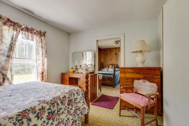 1940 Allison Road, Piney Flats, TN 37686