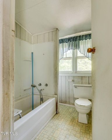 1940 Allison Road, Piney Flats, TN 37686