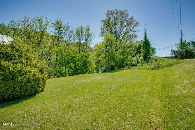 1940 Allison Road, Piney Flats, TN 37686