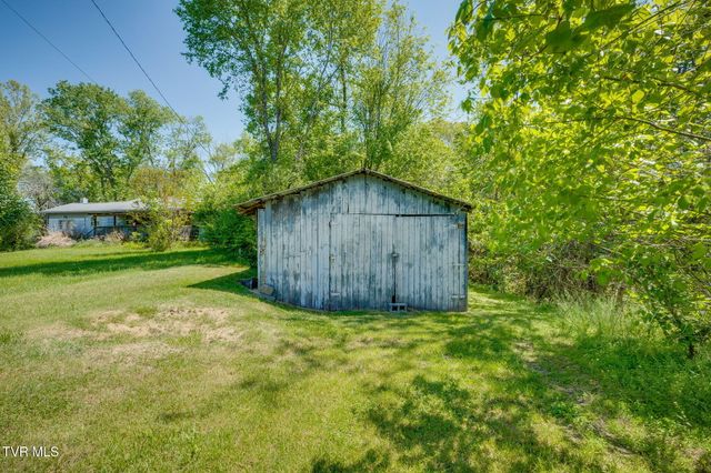 1940 Allison Road, Piney Flats, TN 37686