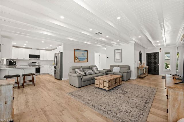 8324 Lagoon RD, Fort Myers Beach, FL 33931