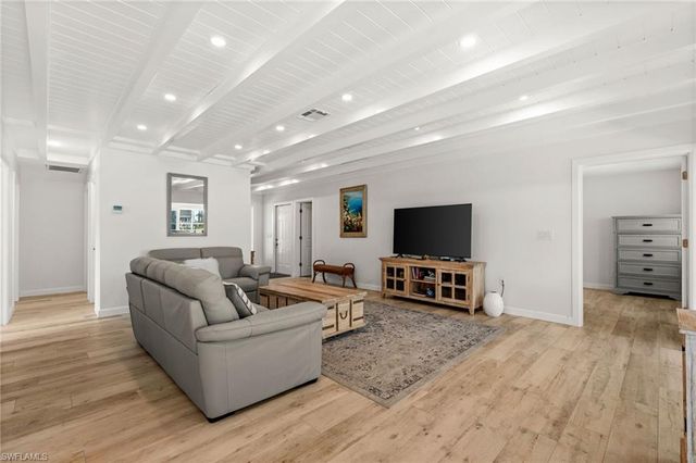 8324 Lagoon RD, Fort Myers Beach, FL 33931
