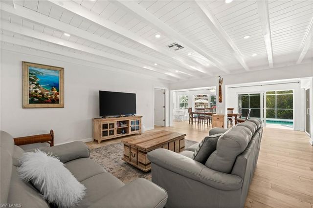 8324 Lagoon RD, Fort Myers Beach, FL 33931