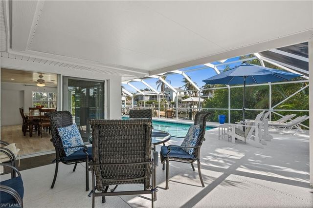 8324 Lagoon RD, Fort Myers Beach, FL 33931