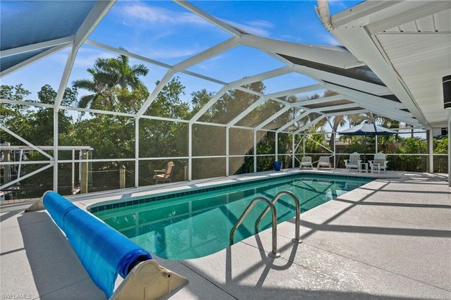 8324 Lagoon RD, Fort Myers Beach, FL 33931