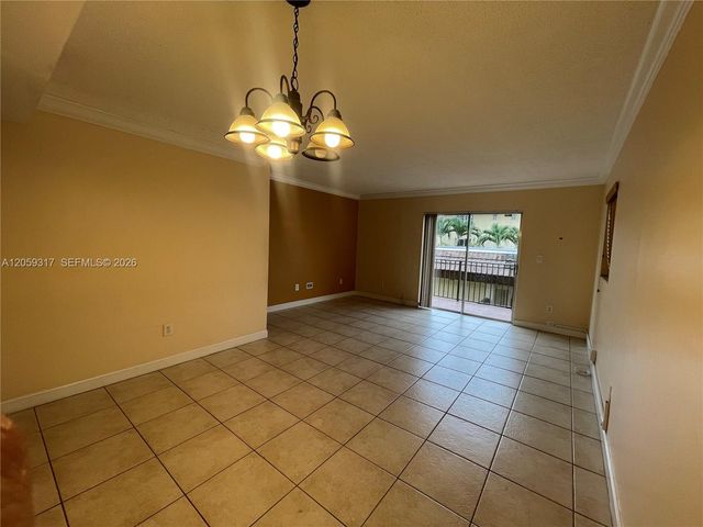 8600 SW 109th Ave 4-220, Miami, FL 33173