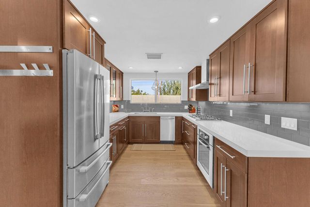 72543 Beavertail Street, Palm Desert, CA 92260