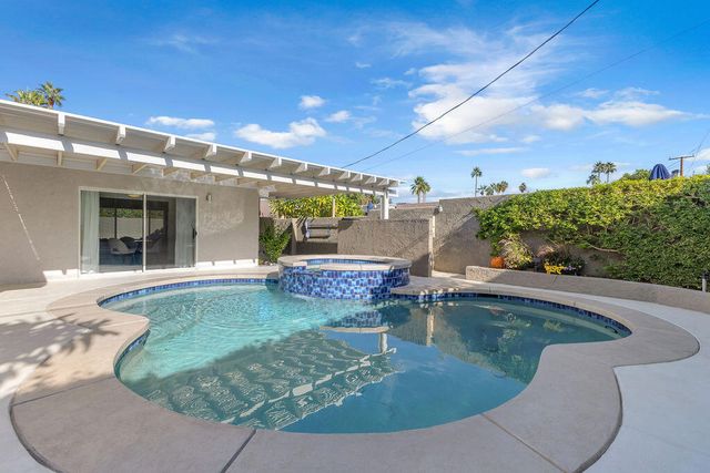 72543 Beavertail Street, Palm Desert, CA 92260