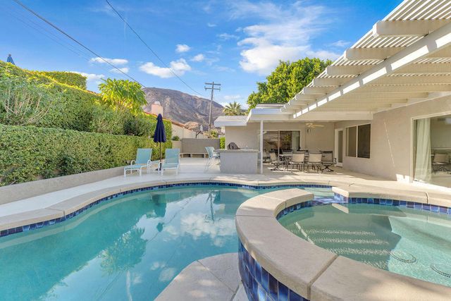 72543 Beavertail Street, Palm Desert, CA 92260