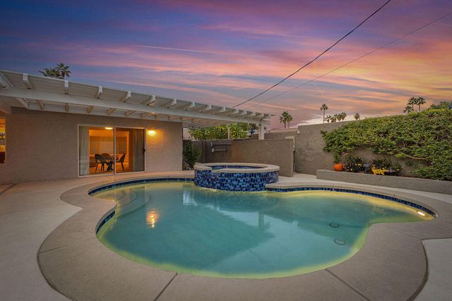72543 Beavertail Street, Palm Desert, CA 92260