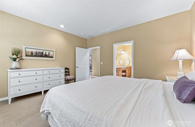 12026 Big Leaf Way NE, Redmond, WA 98053