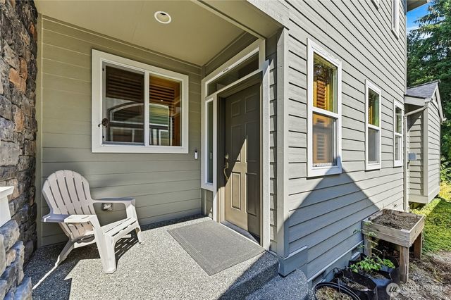 12026 Big Leaf Way NE, Redmond, WA 98053