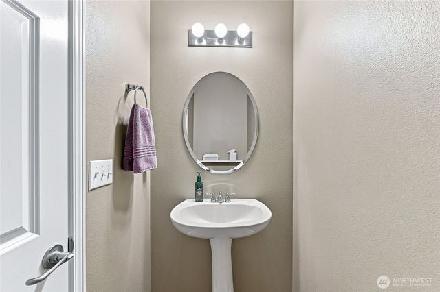 12026 Big Leaf Way NE, Redmond, WA 98053