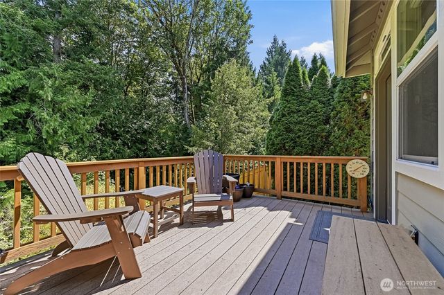 12026 Big Leaf Way NE, Redmond, WA 98053