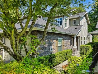 12026 Big Leaf Way NE, Redmond, WA 98053