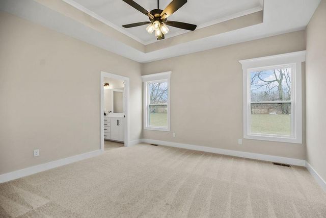 2305 LARKSPUR Lane, Kearney, MO 64060