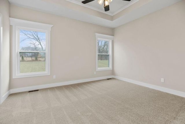 2305 LARKSPUR Lane, Kearney, MO 64060