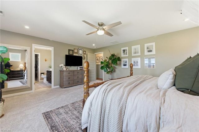 181 Peck LN, Suffolk, VA 23434