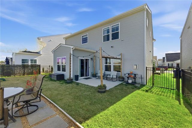 181 Peck LN, Suffolk, VA 23434