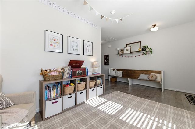 181 Peck LN, Suffolk, VA 23434