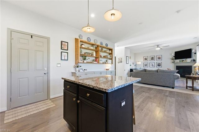 181 Peck LN, Suffolk, VA 23434