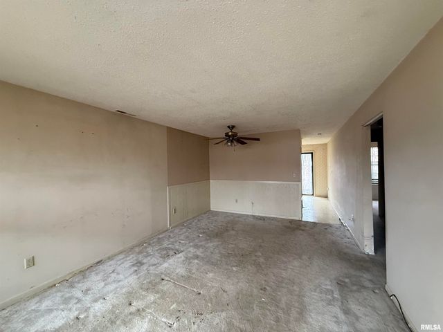 3418 W Dorchester Rdg A-1, Peoria, IL 61604