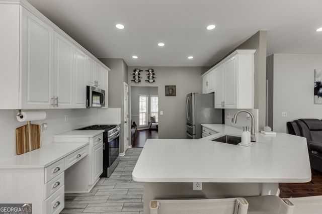 170 River Circle, Lawrenceville, GA 30043