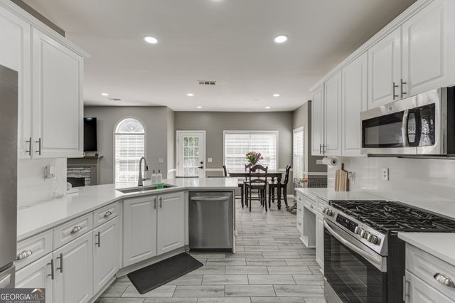 170 River Circle, Lawrenceville, GA 30043