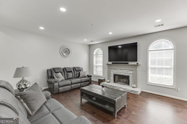 170 River Circle, Lawrenceville, GA 30043