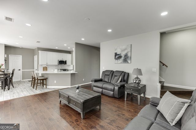 170 River Circle, Lawrenceville, GA 30043