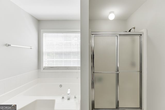 170 River Circle, Lawrenceville, GA 30043