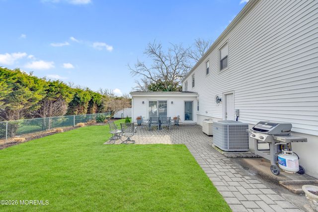 1304 W Magnolia Avenue, Sea Girt, NJ 08750