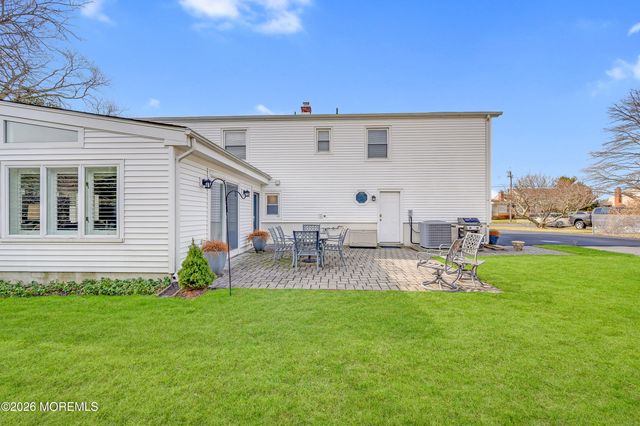 1304 W Magnolia Avenue, Sea Girt, NJ 08750