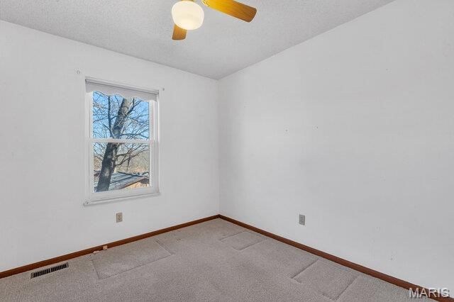 5193 N Royale Drive, Imperial, MO 63052